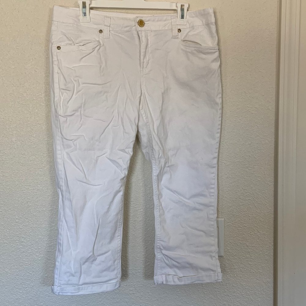 White Capri Pants